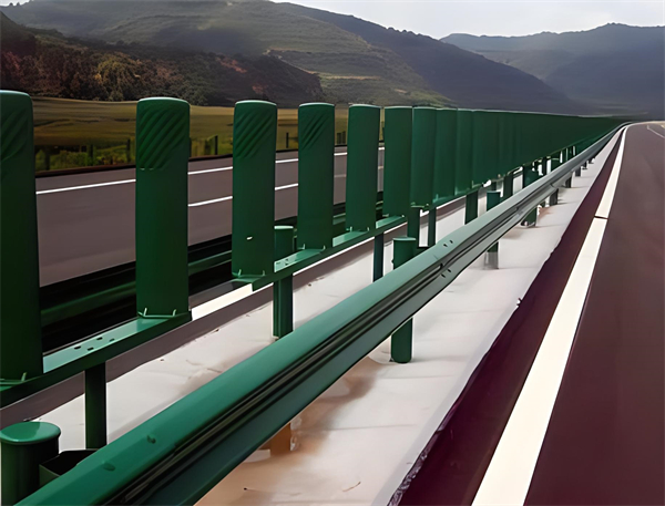 汕头三波护栏板在高速公路的应用